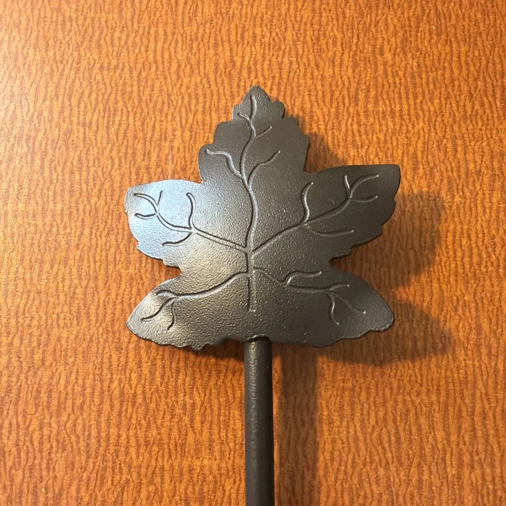 Longaberger Wrought Iron Maple Leaf Wall Hook